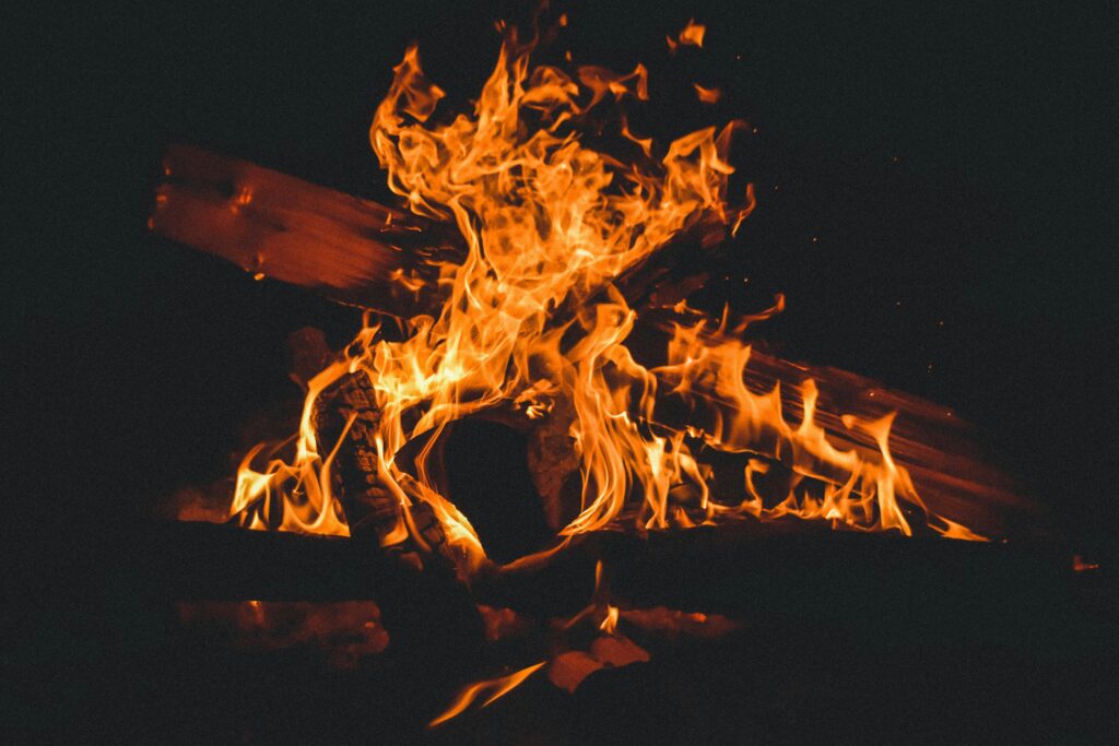 outdoor fire pit 